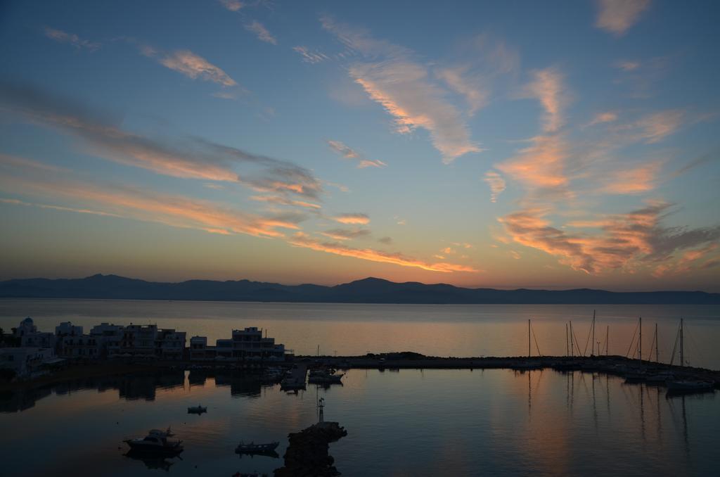 Aiolos Home With Private Veranda And Amazing Sea Views, Paros Писо-Ливади Экстерьер фото